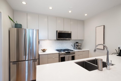 290 11Th Avenue E, Vancouver, BC 