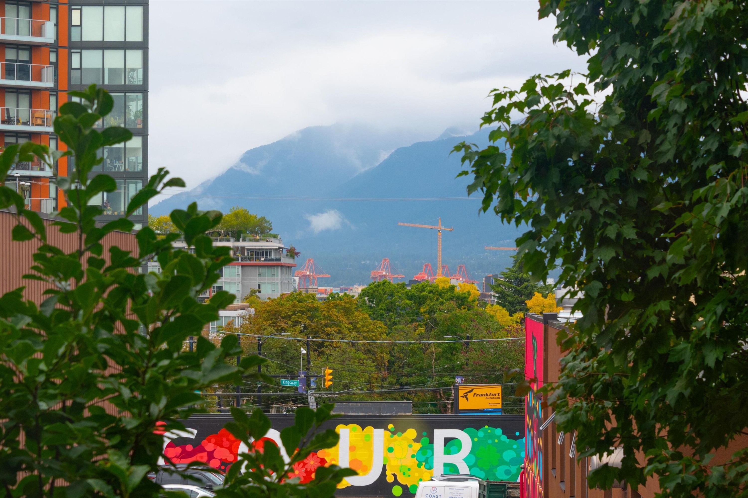 290 11Th Avenue E, Vancouver, BC
