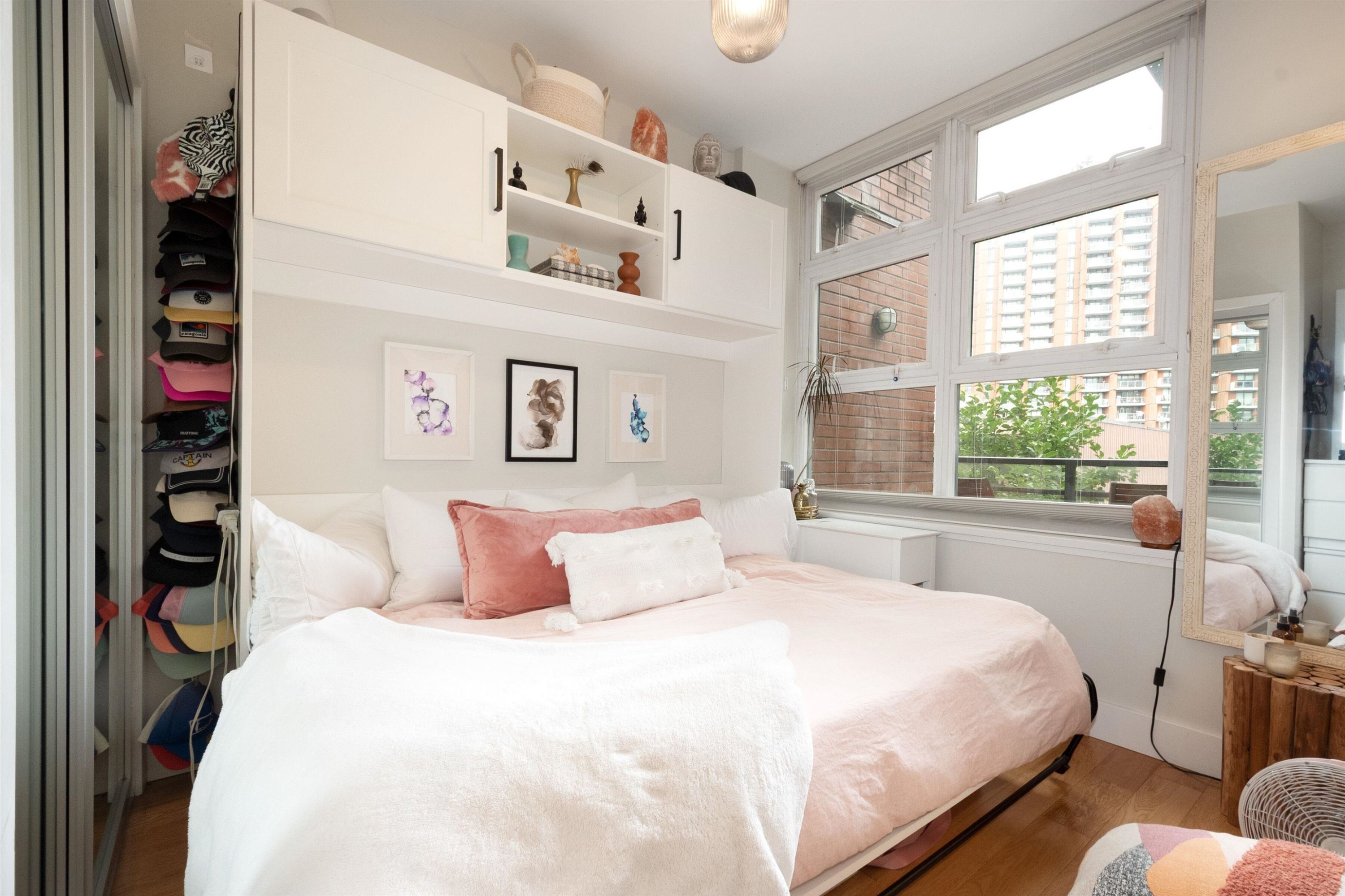 290 11Th Avenue E, Vancouver, BC