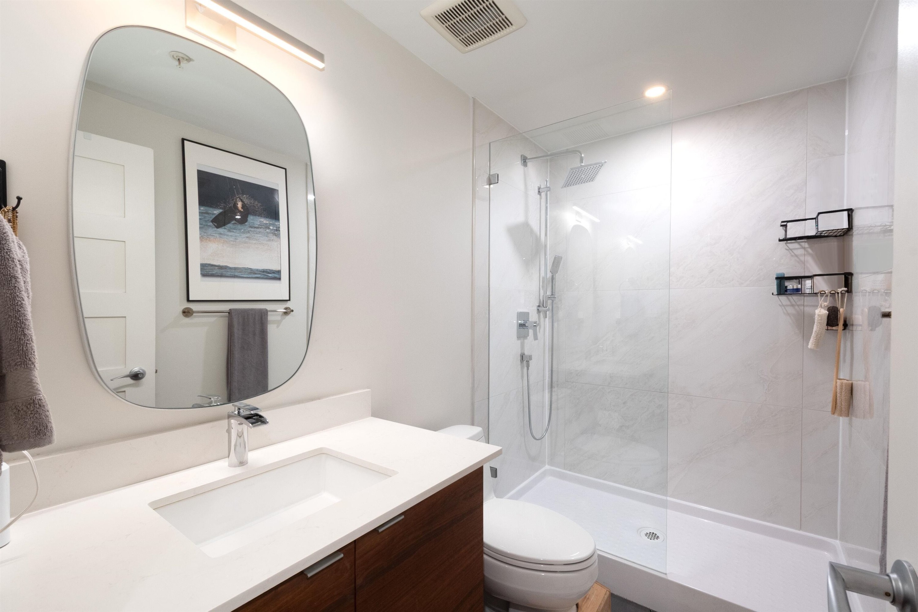 290 11Th Avenue E, Vancouver, BC