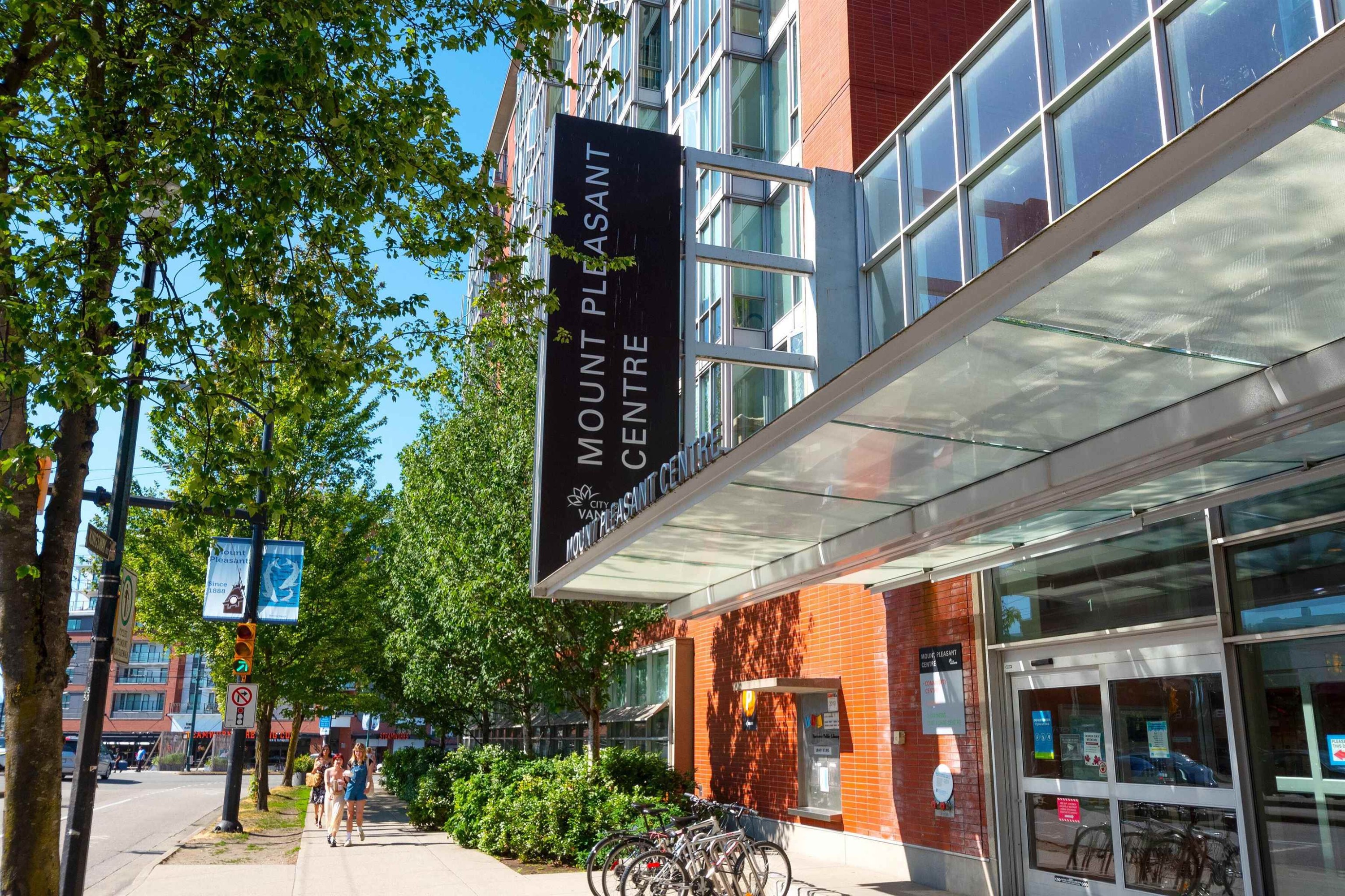 290 11Th Avenue E, Vancouver, BC