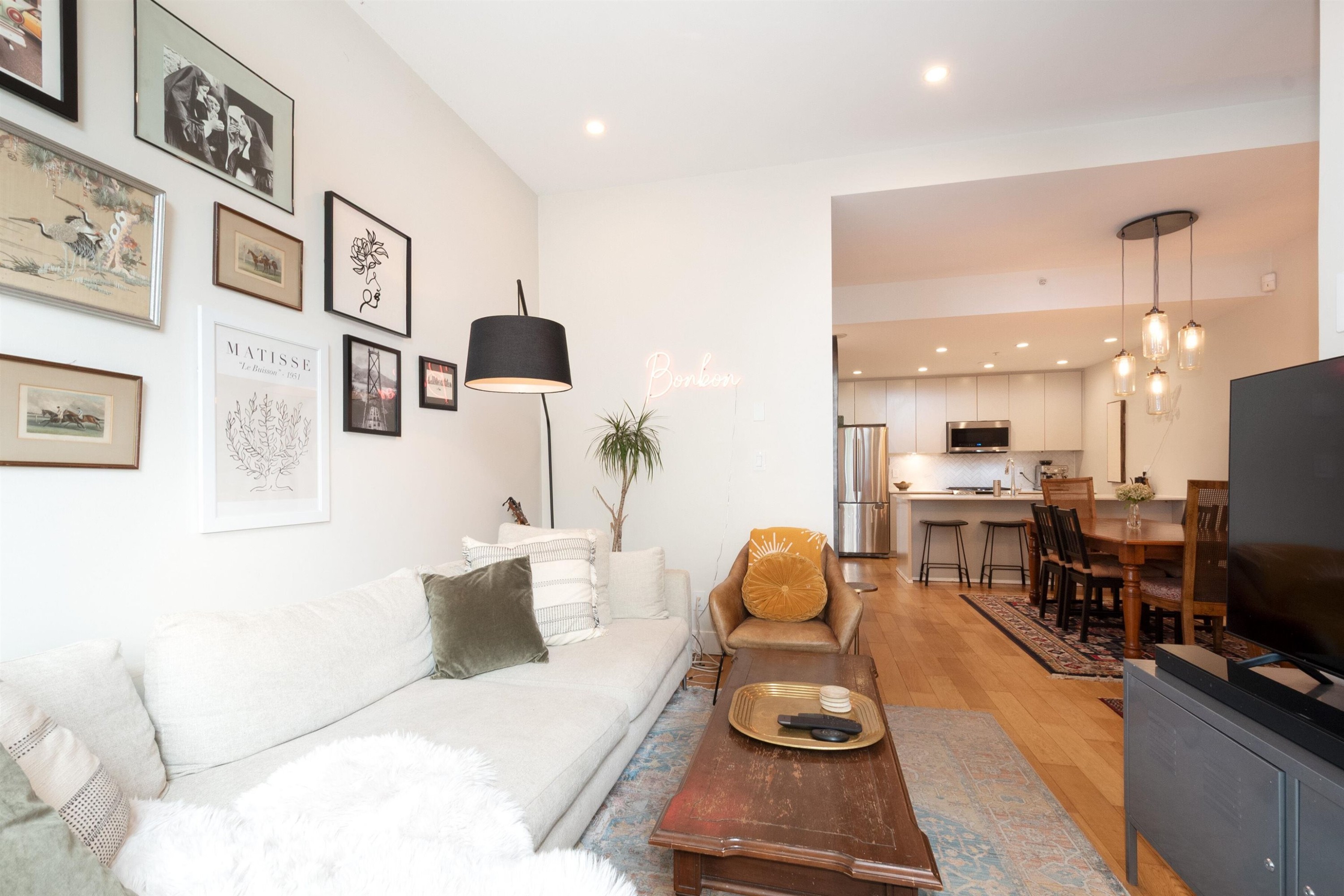 290 11Th Avenue E, Vancouver, BC
