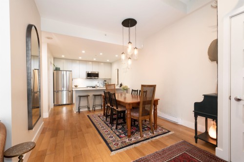 290 11Th Avenue E, Vancouver, BC 