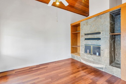 2718 19Th Avenue W, Vancouver, BC 