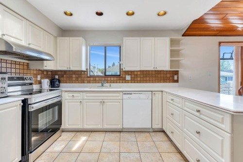 2718 19Th Avenue W, Vancouver, BC 