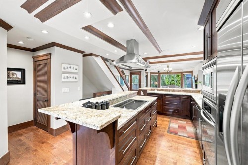 2813 3Rd Avenue W, Vancouver, BC 