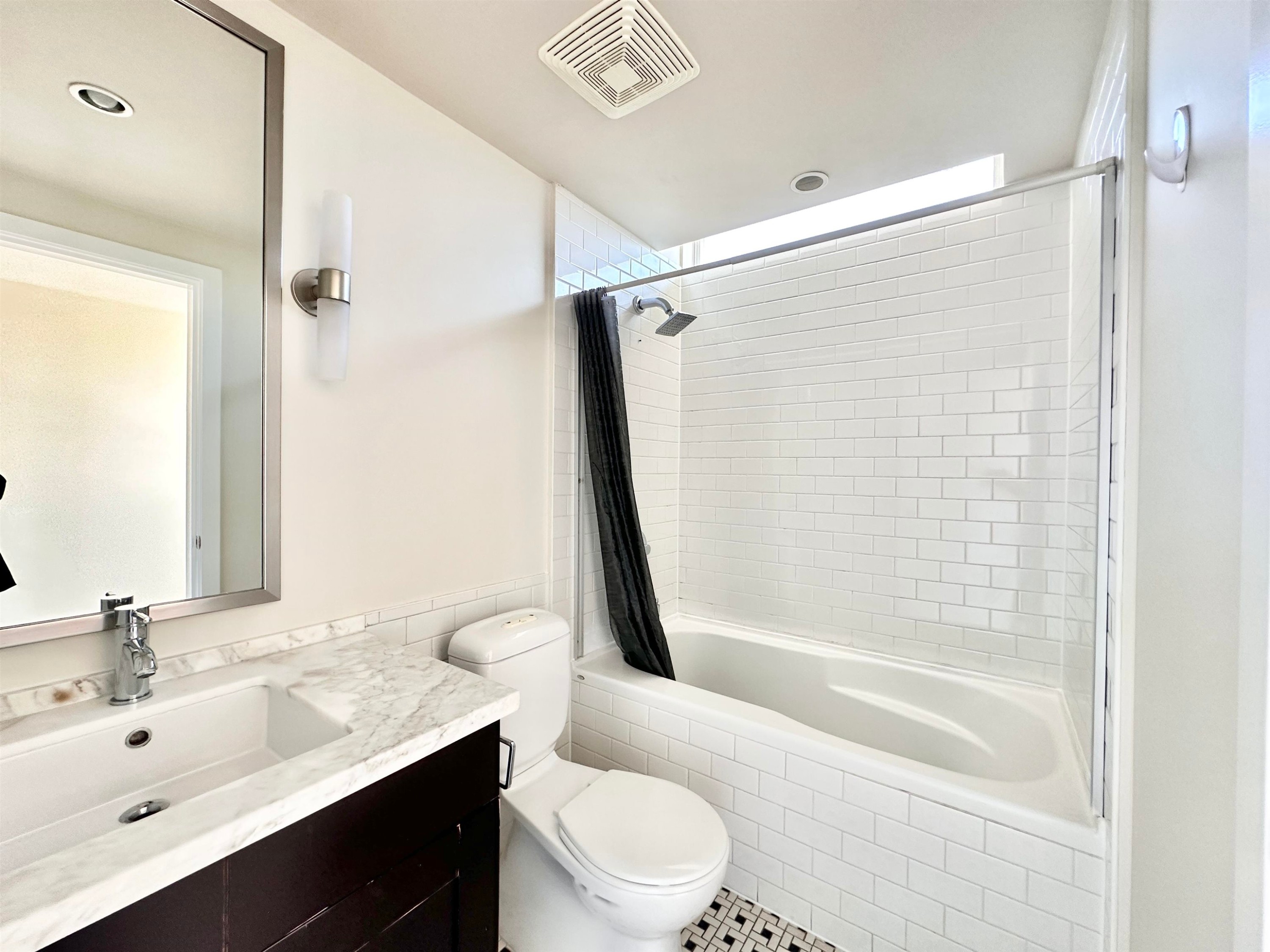 707-821 Cambie Street, Vancouver, BC