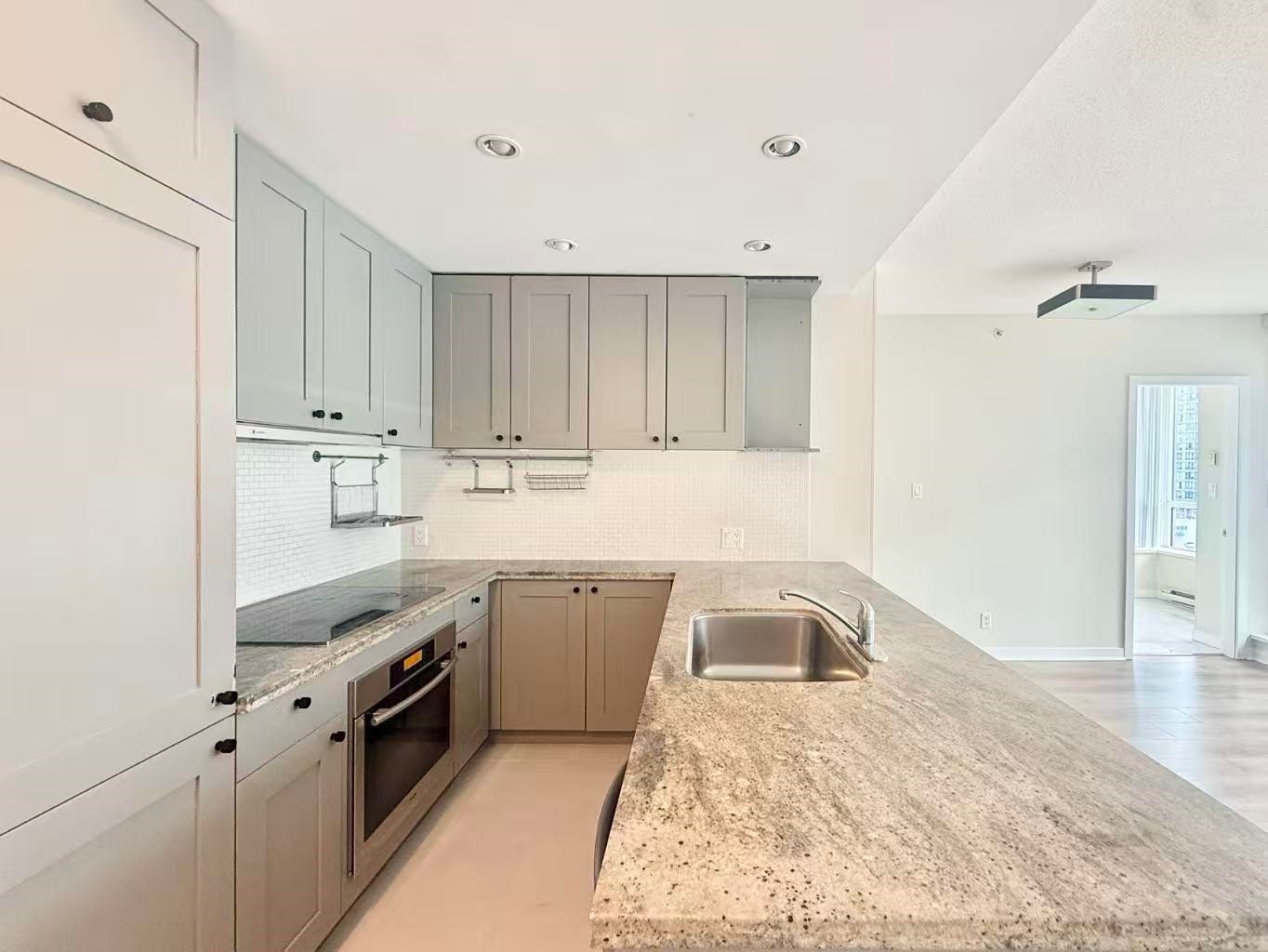 707-821 Cambie Street, Vancouver, BC