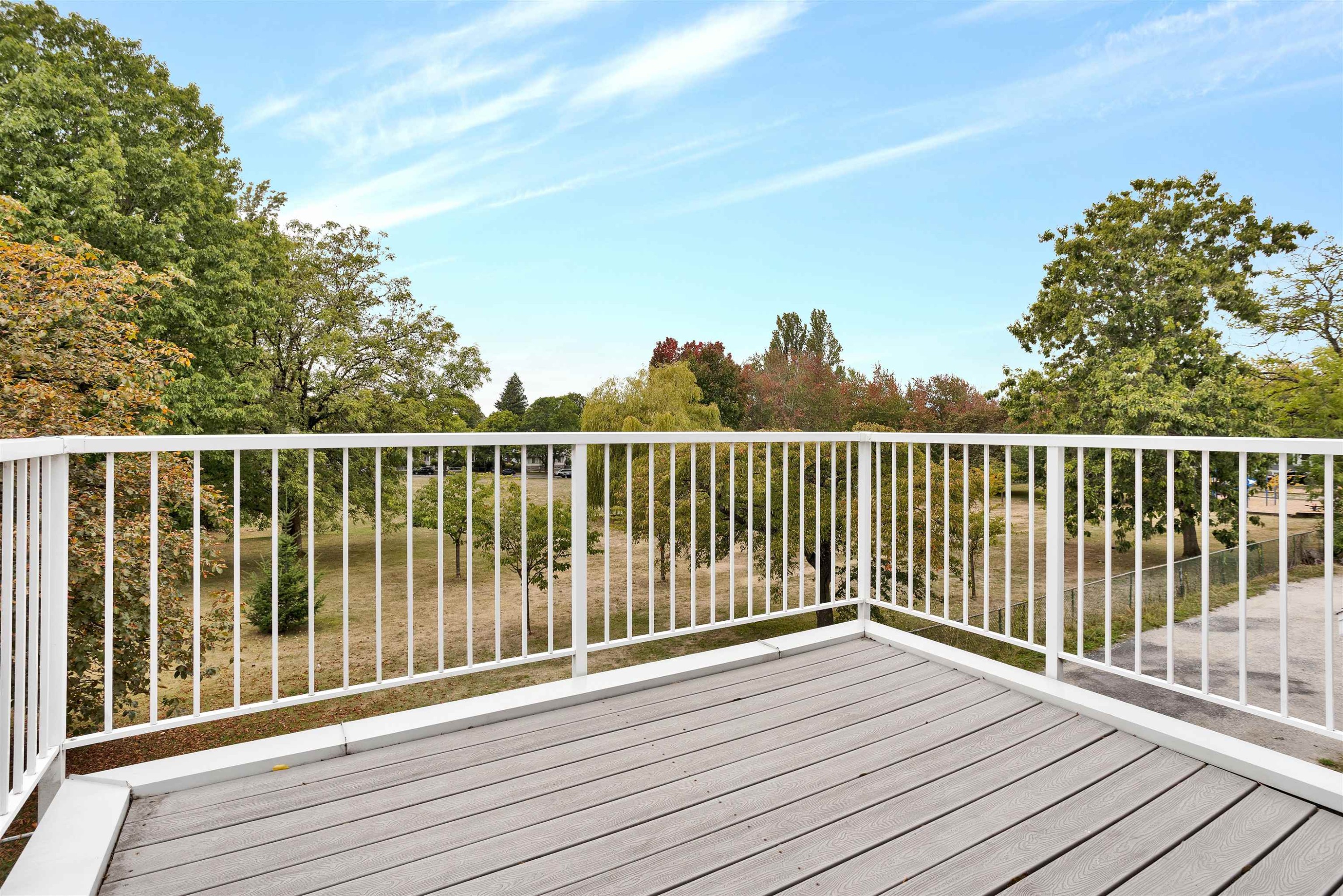 2885 41St Avenue E, Vancouver, BC