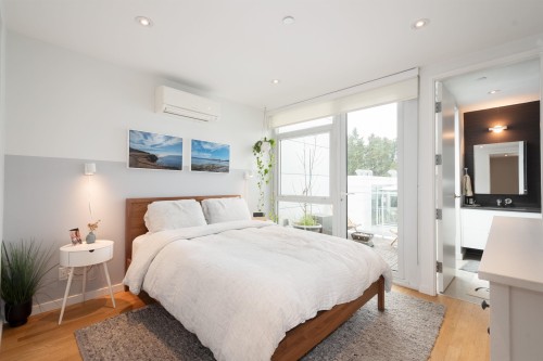 2220 Willow Street, Vancouver, BC 