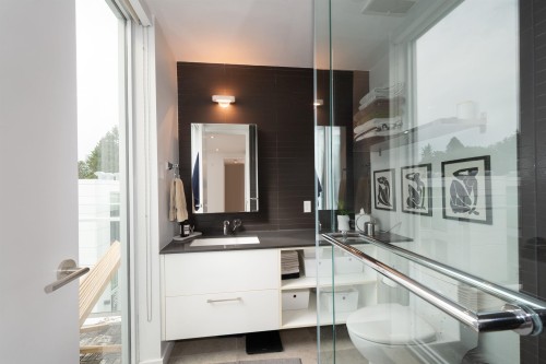 2220 Willow Street, Vancouver, BC 