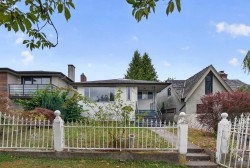 2528 24th Avenue E Vancouver, BC V5R 1C9