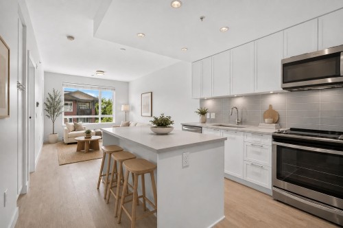 404-2382 Atkins Avenue  Port Coquitlam, BC V3C 0G7
