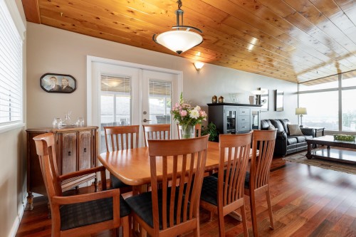 1119 Hammond Avenue, Coquitlam, BC 