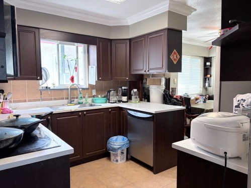 1031 Boundary Road, Vancouver, BC 