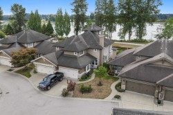 28-19452 Fraser Way Pitt Meadows, BC V3Y 0A3