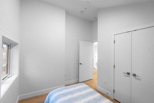 2881 Georgia Street E, Vancouver, BC 