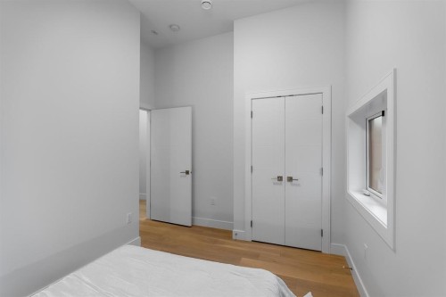 2881 Georgia Street E, Vancouver, BC 