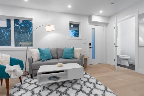 2881 Georgia Street E, Vancouver, BC 