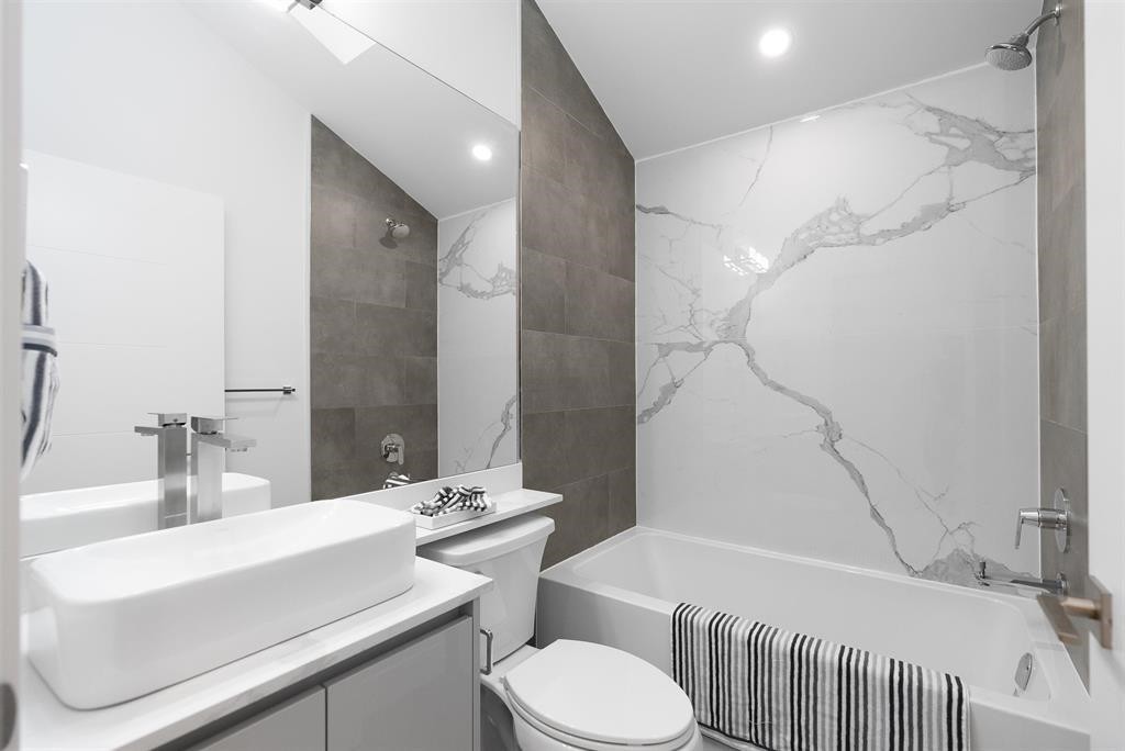 2881 Georgia Street E, Vancouver, BC