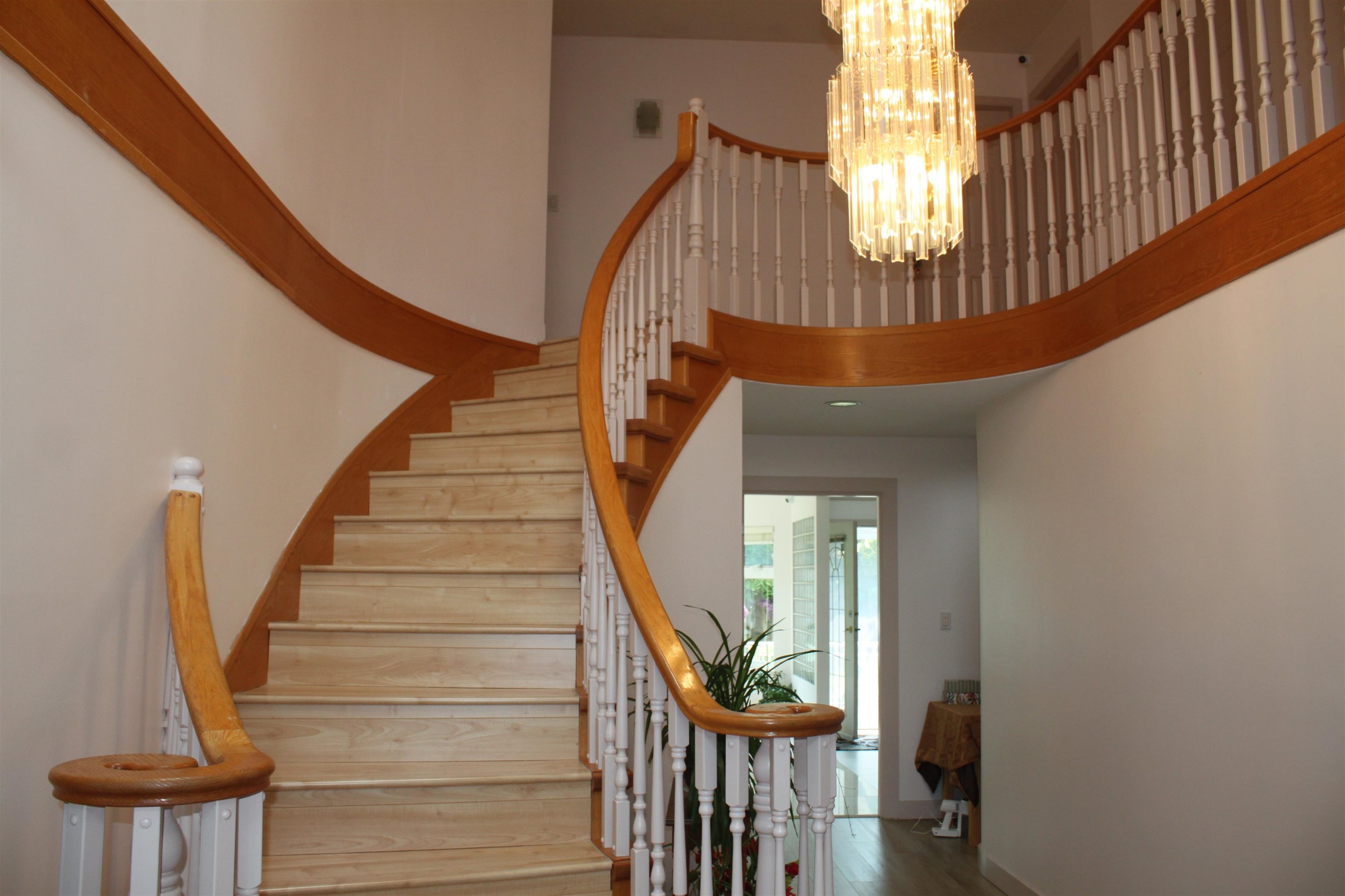 9750 Bakerview Drive, Richmond, BC