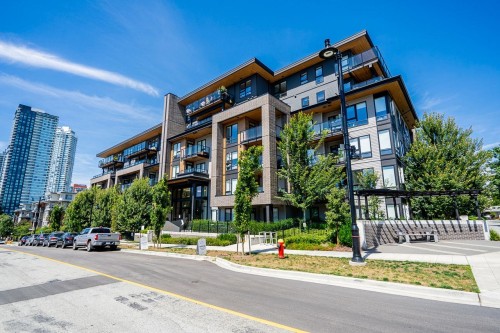 202-615 Cottonwood Avenue  Coquitlam, BC V3J 2S5
