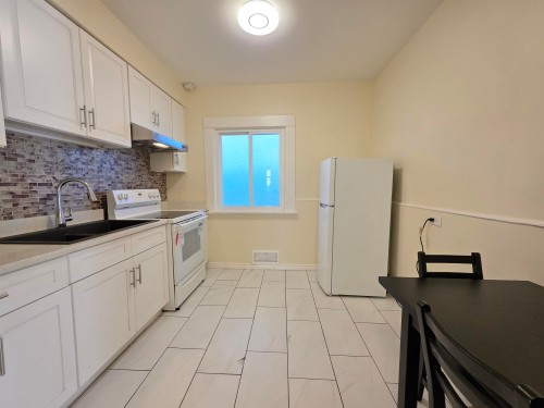 149 47Th Avenue E, Vancouver, BC 