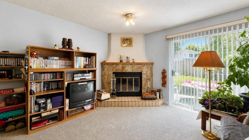 1679 Westover Road, North Vancouver, BC 