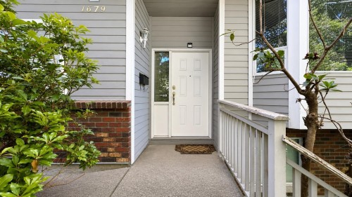 1679 Westover Road, North Vancouver, BC 