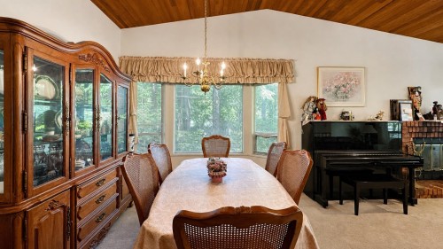 1679 Westover Road, North Vancouver, BC 