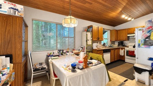 1679 Westover Road, North Vancouver, BC 