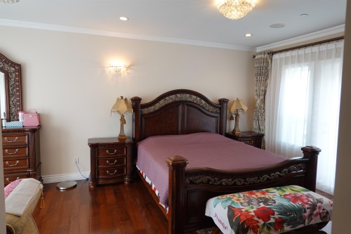 729 47Th Avenue W, Vancouver, BC 