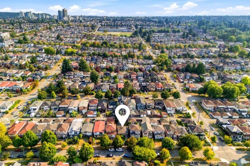 3144 18Th Avenue E, Vancouver, BC 