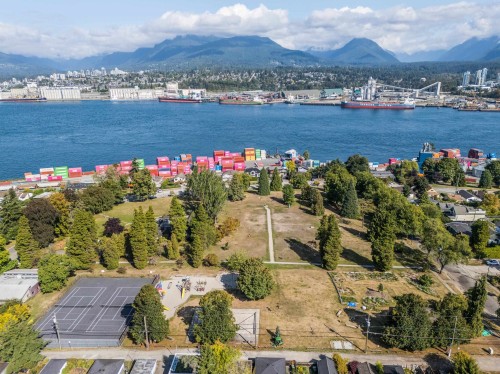 2576 Wall Street, Vancouver, BC 