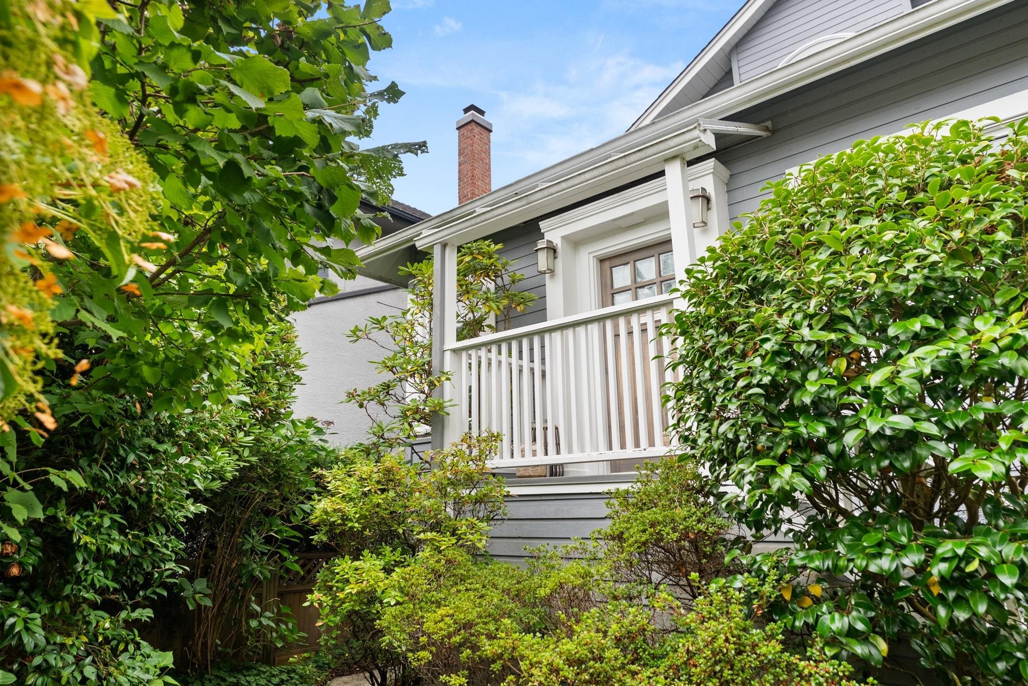 4468 14Th Avenue W, Vancouver, BC