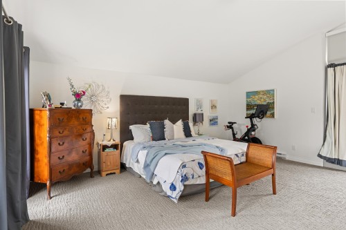 4468 14Th Avenue W, Vancouver, BC 