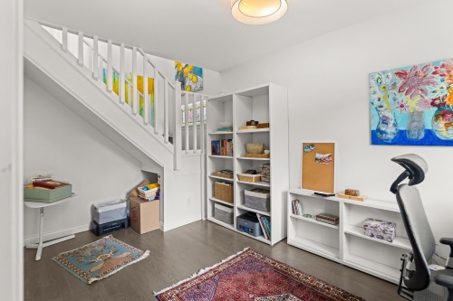 4468 14Th Avenue W, Vancouver, BC 
