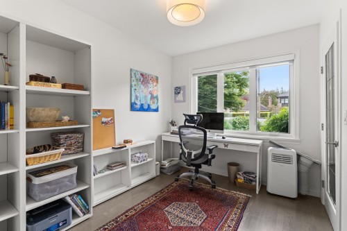 4468 14Th Avenue W, Vancouver, BC 