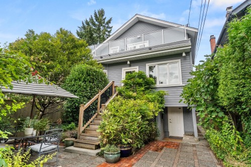 4468 14Th Avenue W, Vancouver, BC 