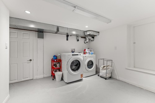 4468 14Th Avenue W, Vancouver, BC 