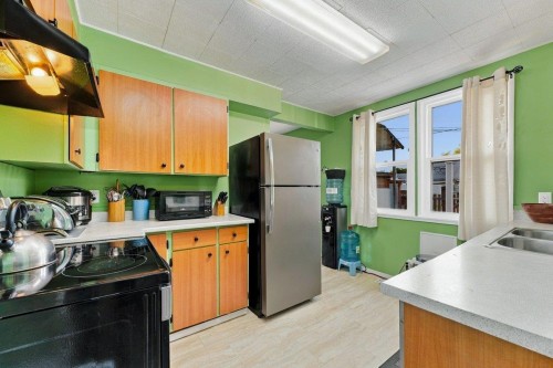 211 Douglas Crescent, Richmond, BC 