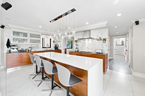 2323 Badger Road, North Vancouver, BC 