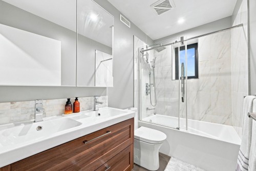 2323 Badger Road, North Vancouver, BC 