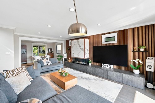 2323 Badger Road, North Vancouver, BC 