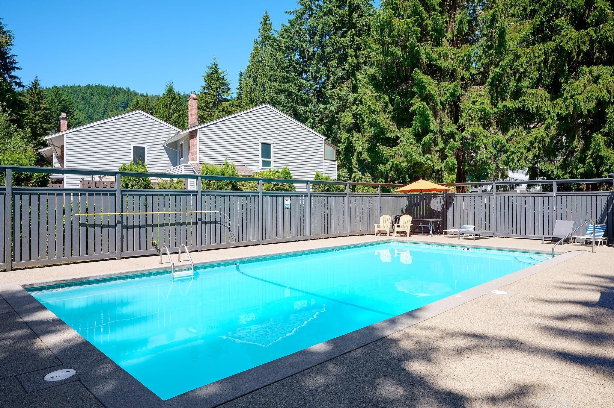 4627 Hoskins Road, North Vancouver, BC