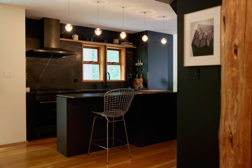4759 Mountain Highway, North Vancouver, BC 