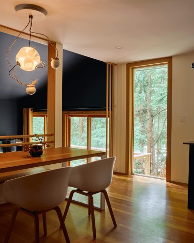 4759 Mountain Highway, North Vancouver, BC 