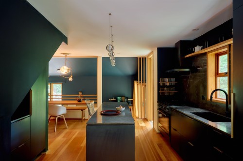 4759 Mountain Highway, North Vancouver, BC 