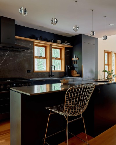 4759 Mountain Highway, North Vancouver, BC 