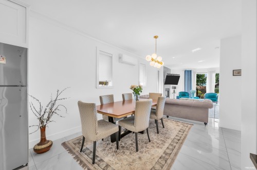1123 Keith Road, West Vancouver, BC 